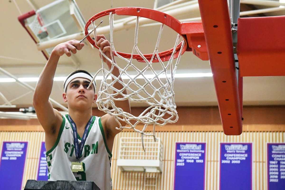 a Summit Wilsonville 5A Oregon boys basketball final 2024 Leon Neuschwander 87